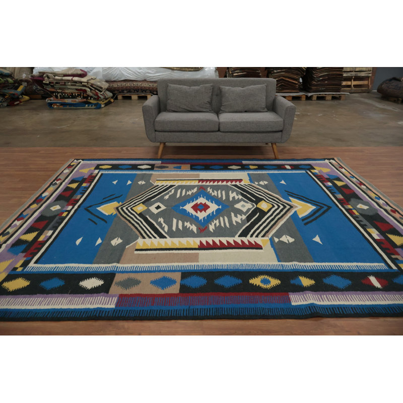 Tapis Kilim 8 x 10 avec motifs géométriques artistiques