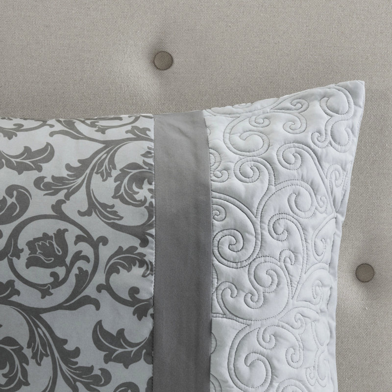Édredon gris très grand pour lit 8 pièces - taies décoratives brodées au design élégant