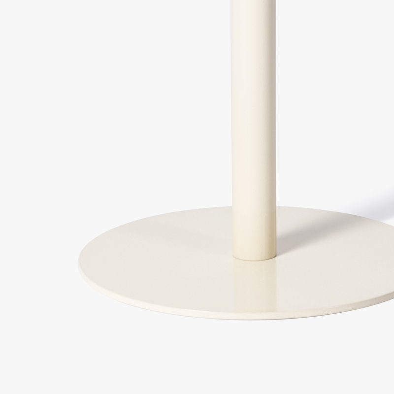 Table d'appoint ronde Calder, plateau en cuir, pied fin, couleur ivoire, style moderne, idéale pour le salon., Ivoire ivoire