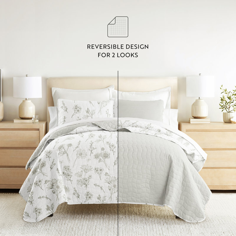 Full Gray Reversible Microfiber Quilt Set with Floral Pattern