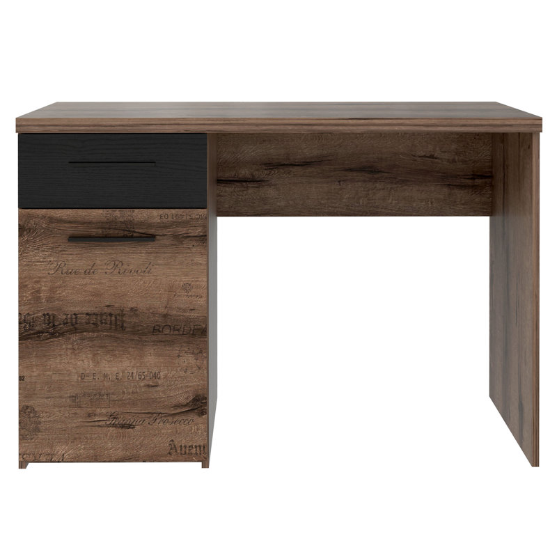 Marcelo Desk