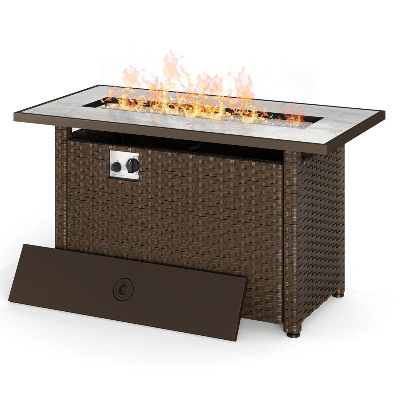 Foyer d'extérieur au foyer au propane avec couvercle H 24,8 po x l 44,9 po, Brun