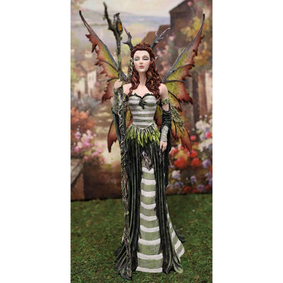 Fantasy & Sci-Fi Figurines & Sculptures