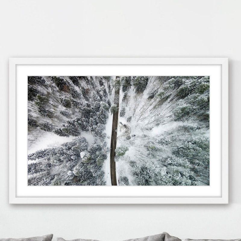 «Amid the Cold», reproduction de photo encadrée, H 12 po x l 18 po, Cadre blanc
