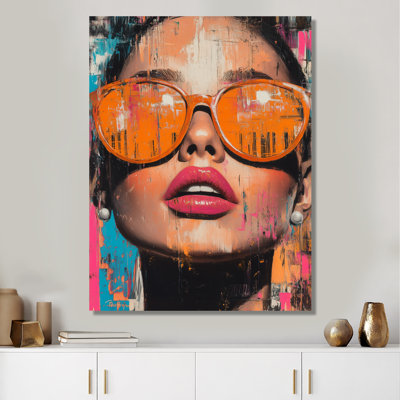 «Bold Shades Glamour», art mural en métal mode femme