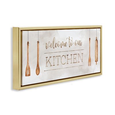 «Kitchen Welcome with Utensils», art mural encadré sur toile flottante, design par Sally Swatland