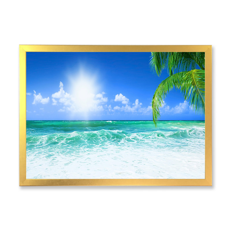 «Beautiful Beach with Bright Sun» - photographie sur toile, H 31,5 po x l 41,5 po x P 1,5 po, Cadre doré