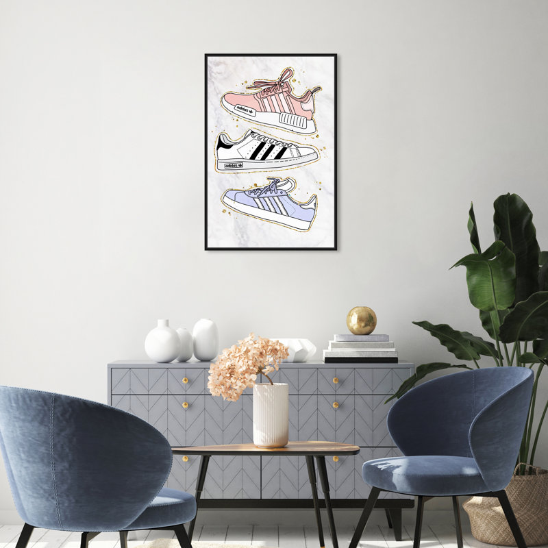 Espadrilles pastel - impression sur toile, H 30 po x l 20 po, Cadre flottant noir