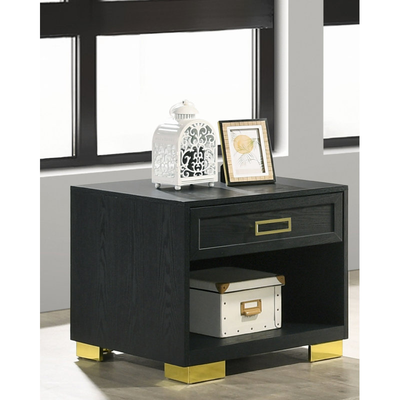 Table de bout contemporaine carrée 1Pc