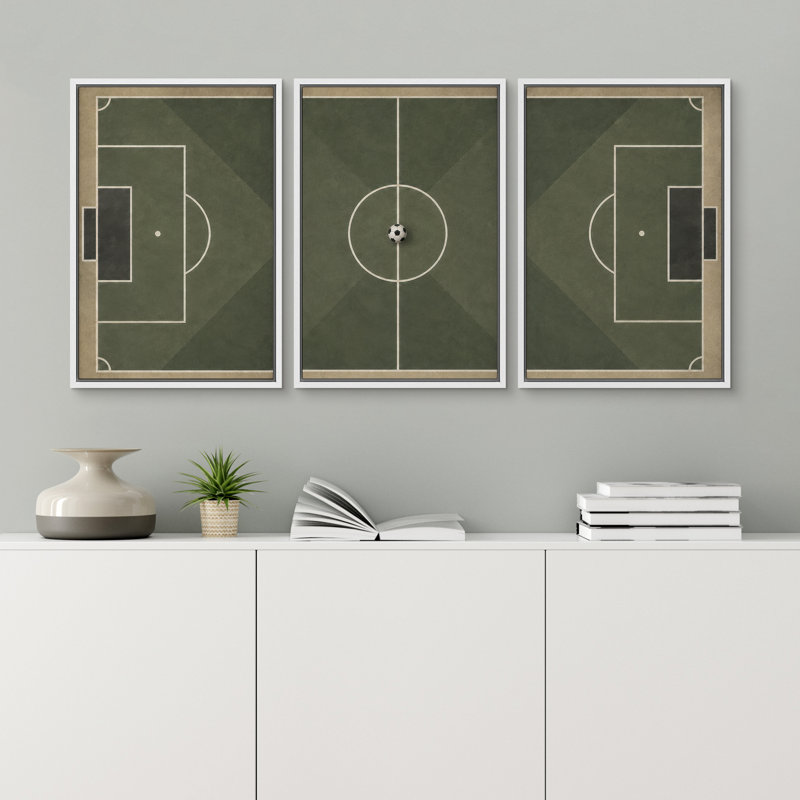 «Green Soccer Field», ensemble de 3 reproductions d'art sur toile encadrées, H 24 po x l 16 po x P 1,5 po, White