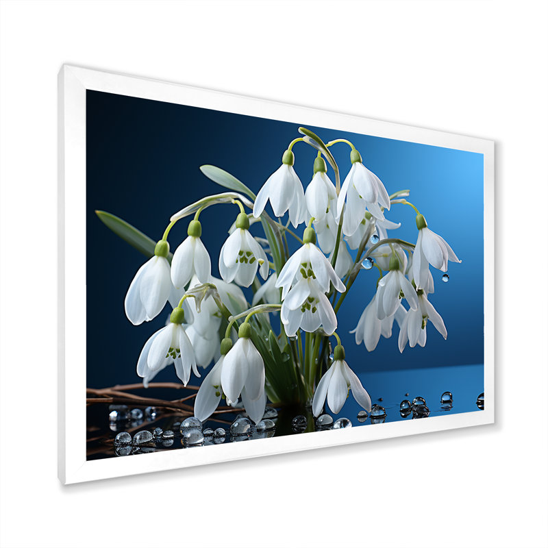 «Winter Snowdrop Flower», photographie sur toile, Cadre simple blanc, H 16 po x l 32 po x P 1 po