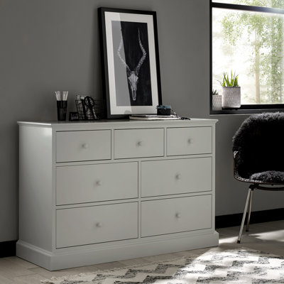 Louis Solid Wood 127.8cm W 7 - Drawer Chest of Drawers