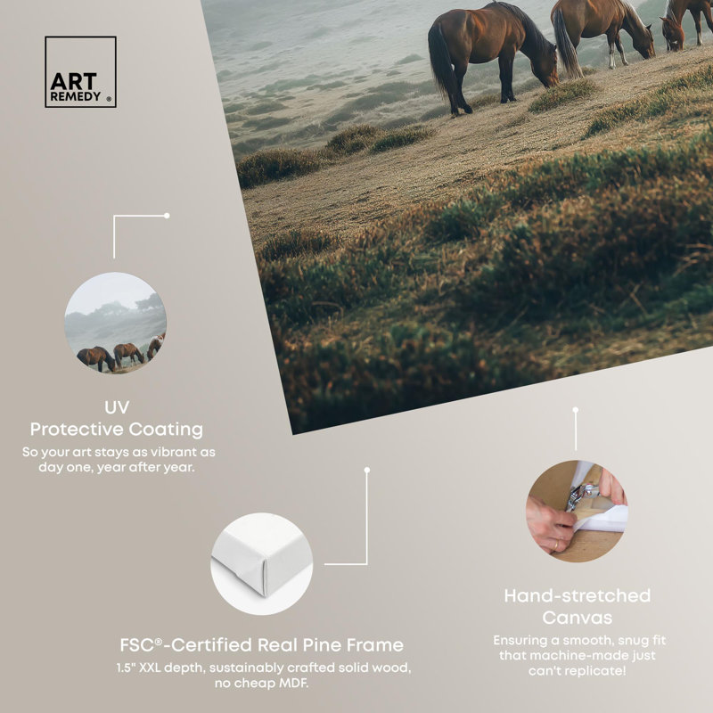«Misty Pasture», reproduction d'art sur toile par Art Remedy, Toile tendue avec châssis, H 36 po x l 30 po
