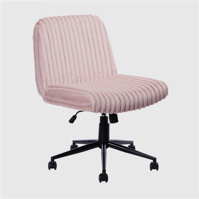 Fauteuil à dossier rose sportif