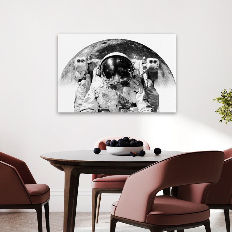 Astronaute moderne n ° 2 - Art figuratif lunaire céleste surréalisme urbain, H 24 po x l 36 po