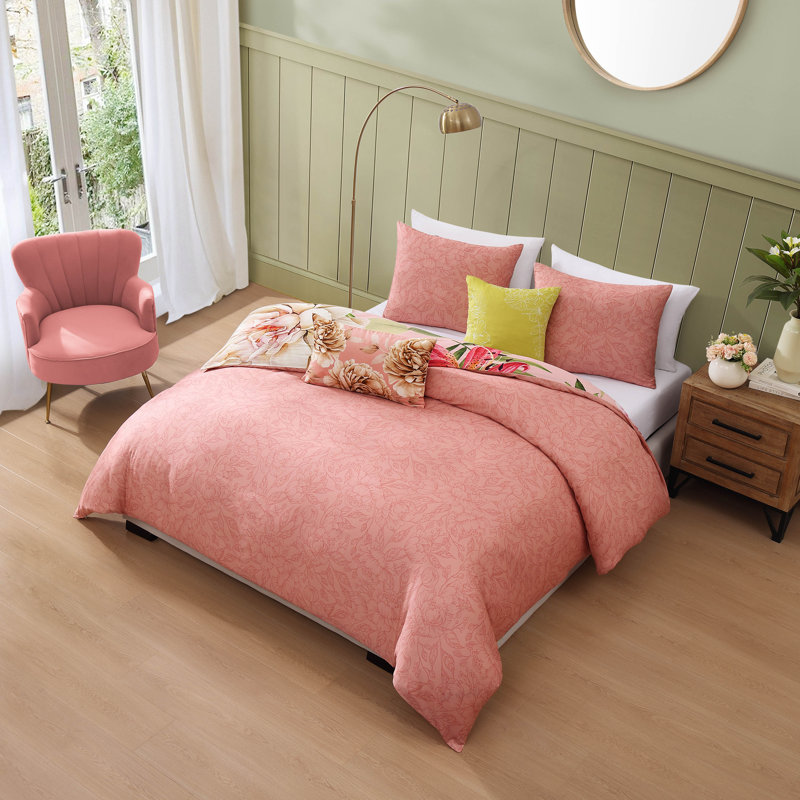 Queen Pink Cotton Reversible Floral Comforter Set