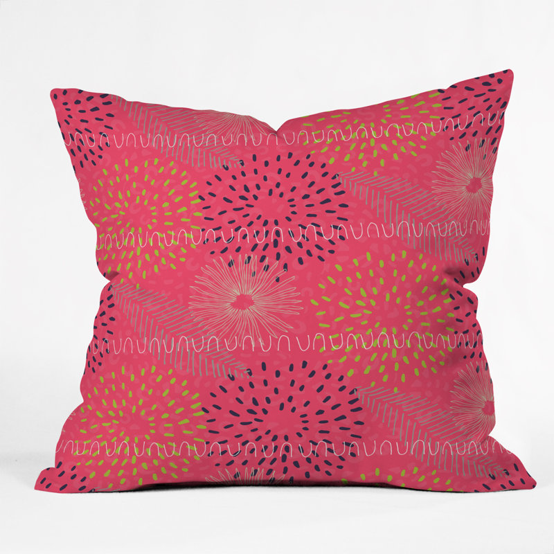 Coussin décoratif fleuri surprise Kerrie Satava, 26 po x 26 po