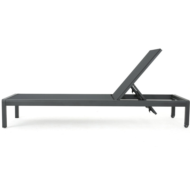 Comfortable Gray Mesh Lounge - Stable & Adjustable Chair Breathable