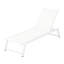 Chaise longue en maille métallique blanche, réglable pour la détente - Confort de siège de patio et de piscine blanc
