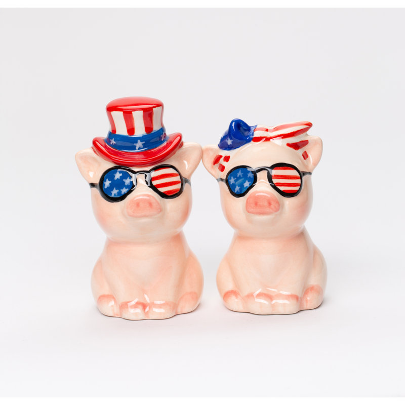 Salt And Pepper Shaker Set