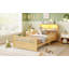 Structure de lit simple en rotin avec lumières DEL et tête de rangement, lit plateforme simple avec barrières de sécurité