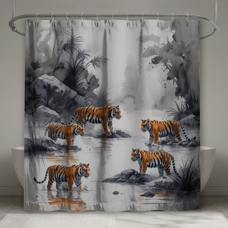 Rideaux de douche Tigers In Jungle Stream, L 70 po x H 93 po