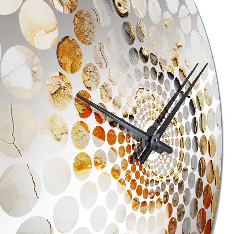Horloge murale Tywanda, Grand