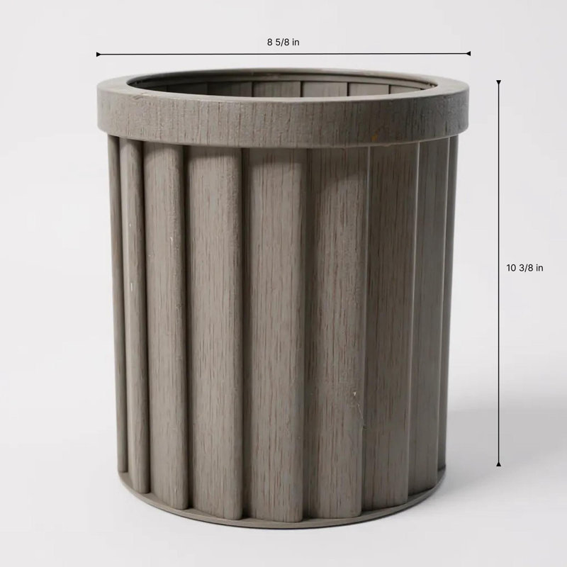 Jardinière colonne ronde Strata SM, 21,9 cm de diamètre x 26,4 cm de hauteur, aluminium, monobloc, couleur gris-brun, aspect bois moderne, profondeur réglable