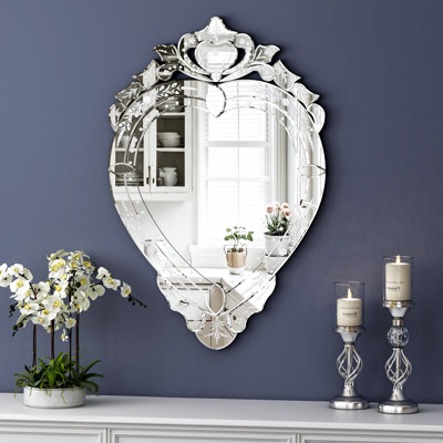 Wall Mirror Venetian-Inspired Heart-Shaped