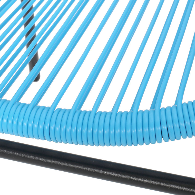 Élégante chaise bleue et stable en fer robuste pour une utilisation extérieure