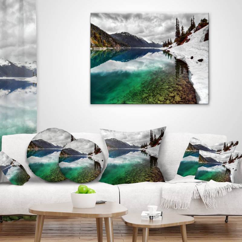 Coussins et montagnes Clear Lake Pine - paysage imprimé, 18 po x 18 po, Coussin décoratif