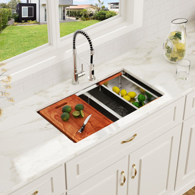 33" L x 19" W Workstation Kitchen Sink Double Bowl 60/40 Kitchen Sink 16 Gauge Large Stainless Steel Sink with Accessories