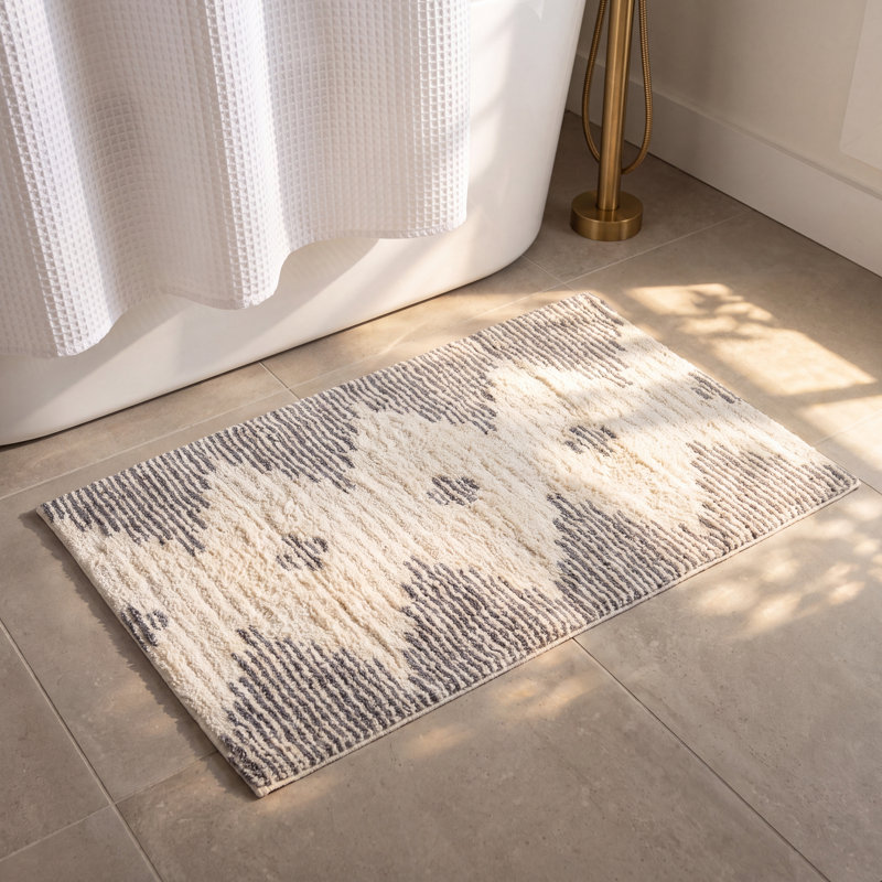 Ladera Bath Mat, Gray