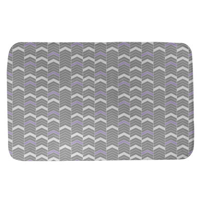 Tapis pour salle de bain lineed chevrons Stephenie