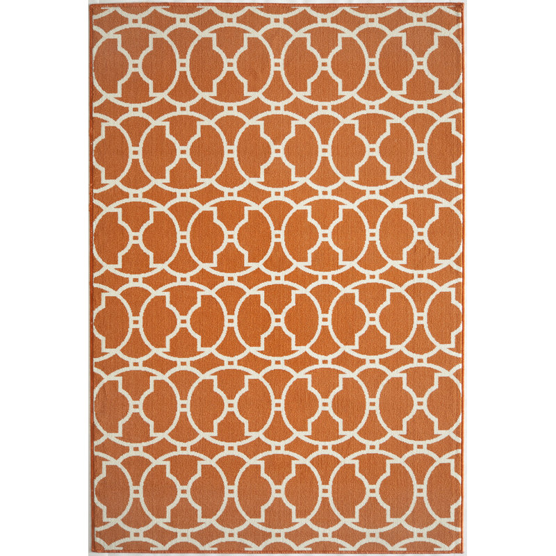 Tapis orange intérieur / extérieur Yepez, Rectangle 1 pi 8 po x 3 pi 7 po