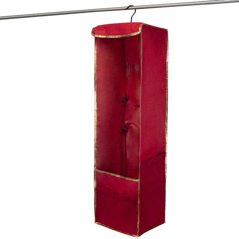 Rangement de papier cadeau suspendu