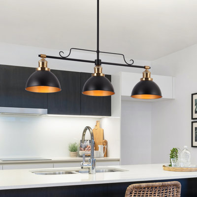 Luminaire suspendu pour îlot de cuisine moderne à 3 lumières avec abat-jour en métal noir Mantasha