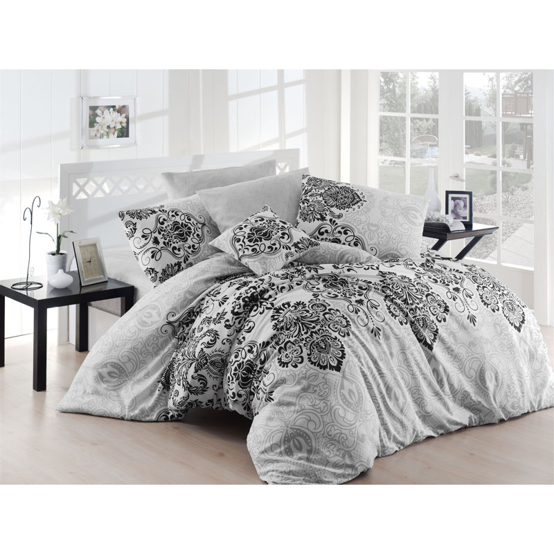 Ophelia & Co. Havener Duvet Cover Set with Pillowcases, 155 x 200cm Duvet Cover + 1 Pillowcase, Black