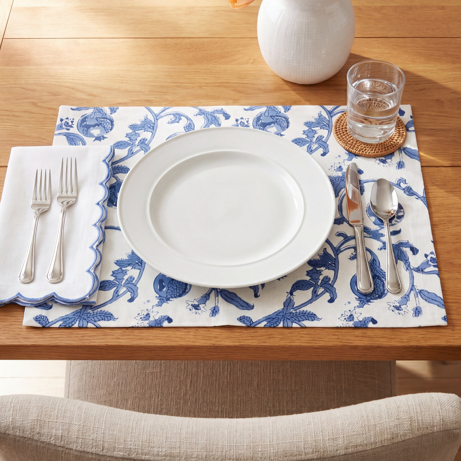 Brona 15" W x 18" L Placemat, Blue