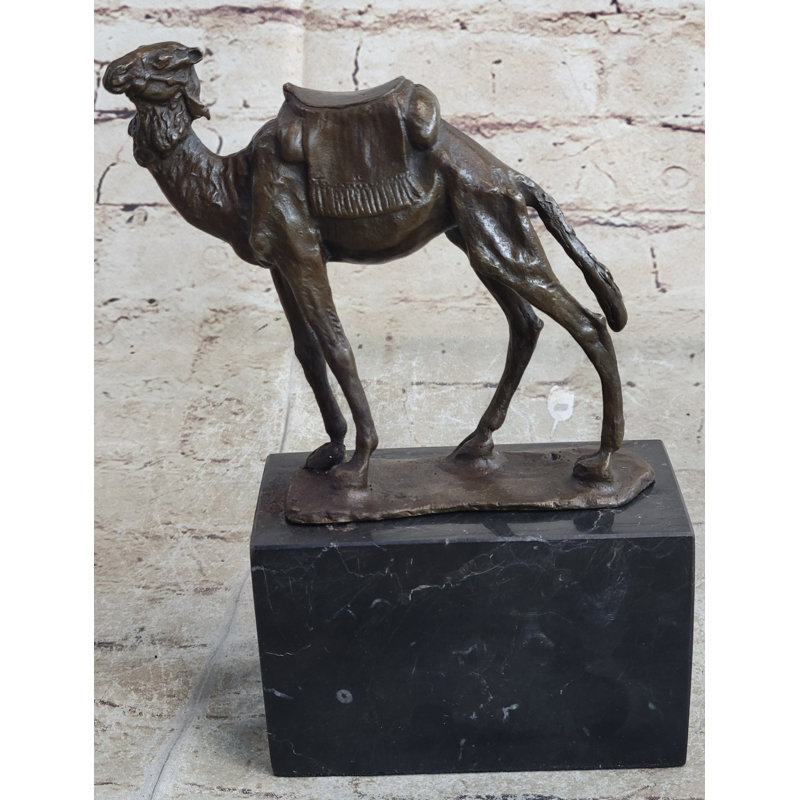 Figurines et sculptures Tristion