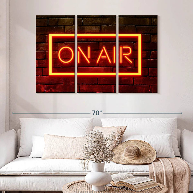 Tergel On Air, 32" H x 50" W