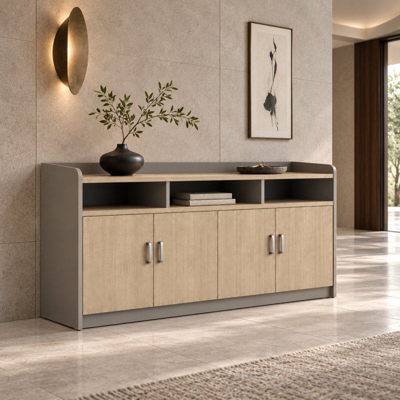 Crédence de rangement de bureau moderne avec cinq portes d'armoire, casiers ouverts et plateau de présentation