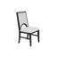 Chaise à découpes arquée en tissu blanc