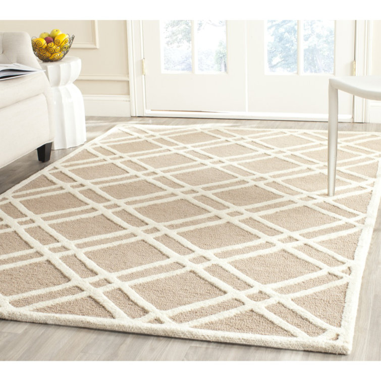 Deedgra Hand Tufted Wool Geometric Rug