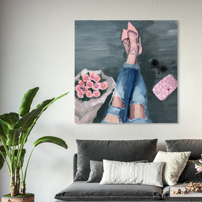 «Fashion and Glam Waiting For You Shoes and Bouquet» par Oliver Gal, impression sur toile