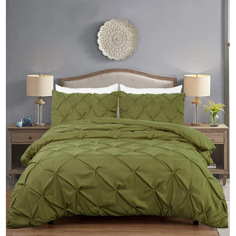 Berlin Pintuck Microfiber 3-Piece Comforter Set, Queen Comforter + 2 Standard Shams, Olive