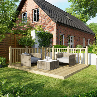 298 L x 357 W Interlocking Deck