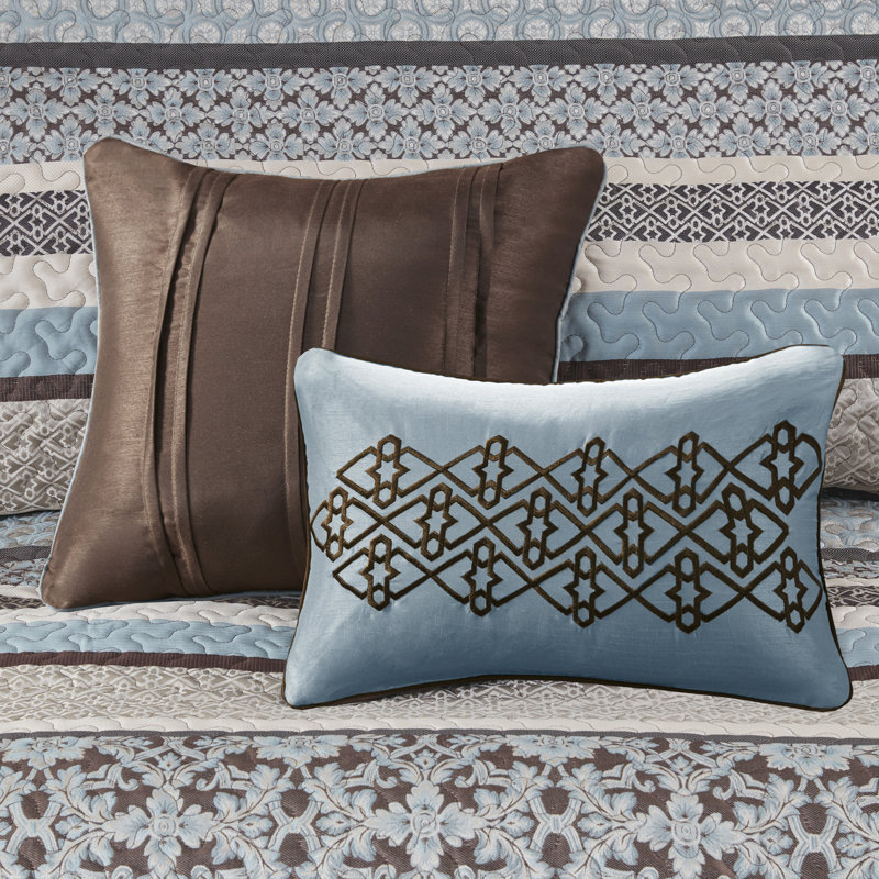 Princeton Reversible Jacquard Bedspread Set, Queen Bedspread +2 Standard Shams+2 Throw Pillows, Blue/Beige/Brown