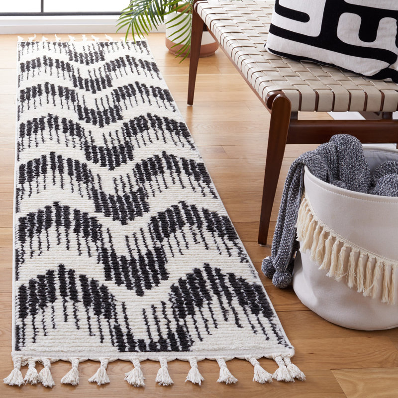 Tapis à chevrons performance Emmariah, Tapis de couloir 2 pi 2 po x 9 pi