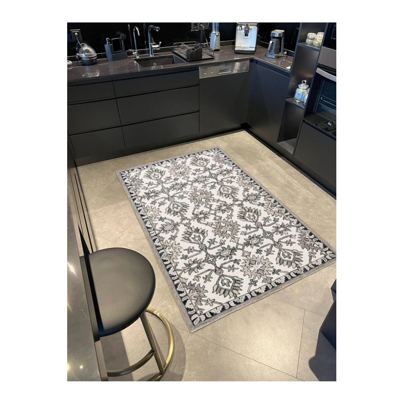 White Themed Gray Floral Patterned Decorative And Woven Based Washable Carpet, Round 5'